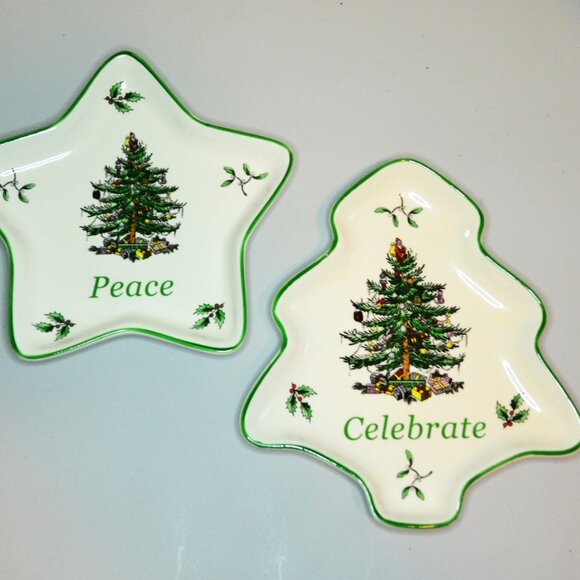Set Of 2 Spode Christmas Tree Trinket Dishes Star Shape NIB Holiday Decor - Picture 2 of 3